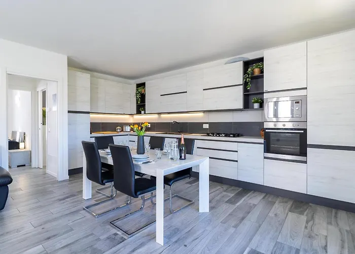 Casa Serena E Alice Lenno